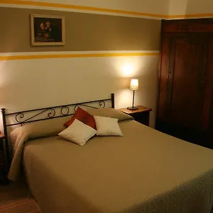 Alloggio per agriturismo Agriturismo Il Mandorleto